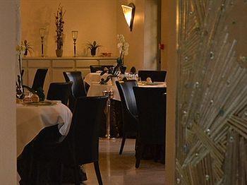 Hotel Logis L'auberge - Maison Glenn Anna 3*